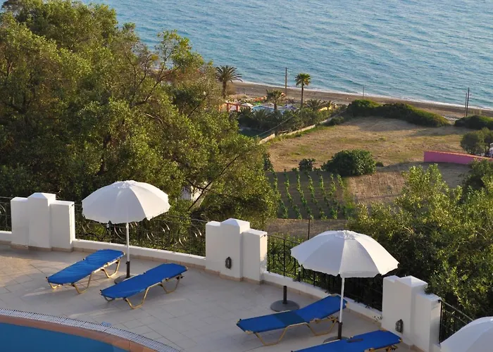 Maria With Amazing Pool - Agios Gordios